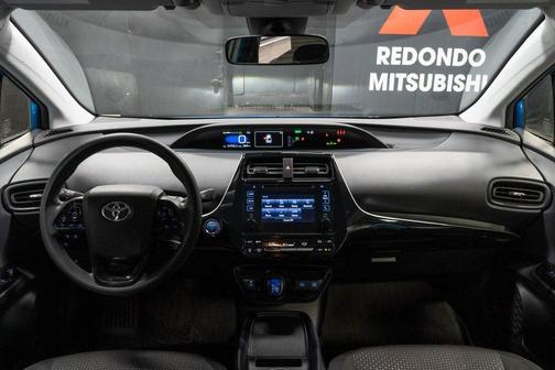 2019 Toyota Prius LE