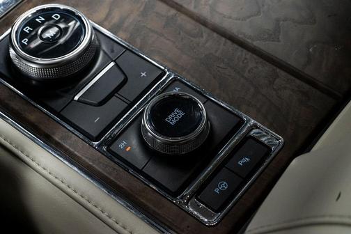 2020 Ford Expedition Platinum