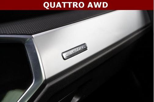 2020 Audi Q3 45 S line Premium