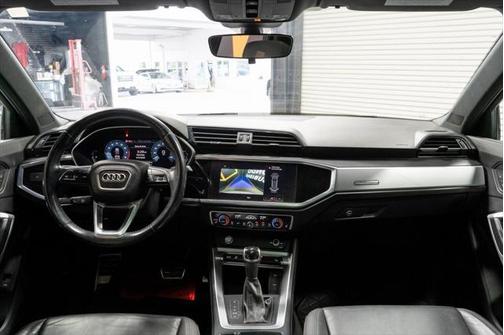 2020 Audi Q3 45 S line Premium