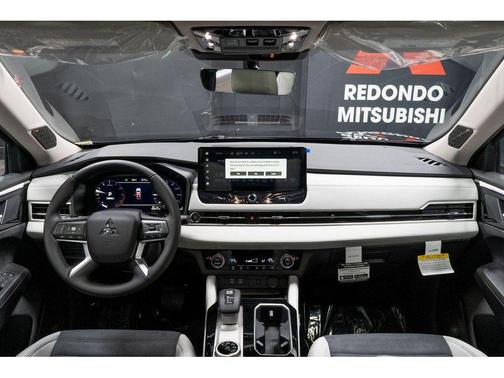 Black Diamond 2026 Mitsubishi Outlander SE 1.5T 2WD
