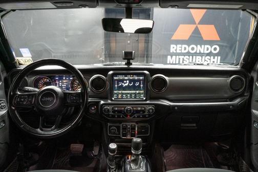 2021 Jeep Gladiator Willys 4x4