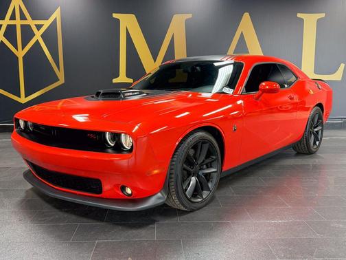 2016 Dodge Challenger R/T Scat Pack