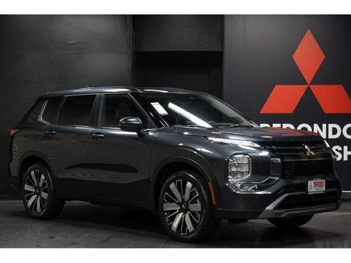 Graphite Gray 2026 Mitsubishi Outlander SE 1.5T 2WD