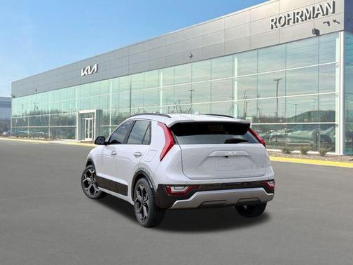 2025 Kia Niro SX Touring