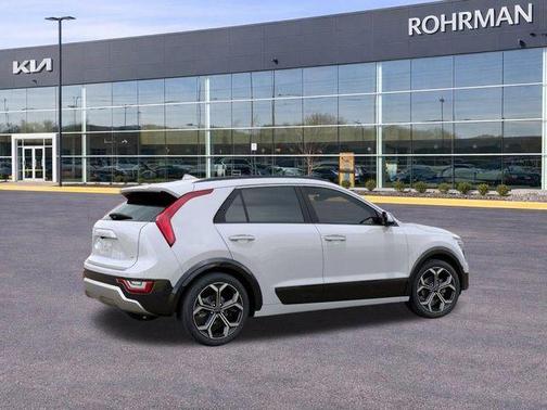 Snow White Pearl 2025 Kia Niro SX Touring