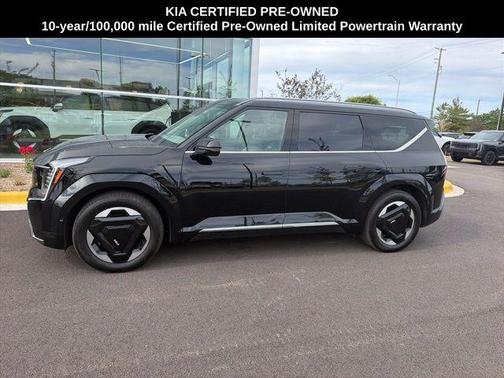 Aurora Black Pearl 2024 Kia EV9 Land