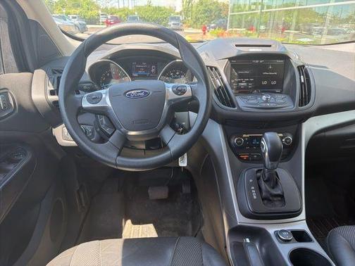 Ruby Red Metallic 2015 Ford Escape SE