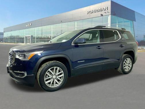 2017 GMC Acadia SLE-2