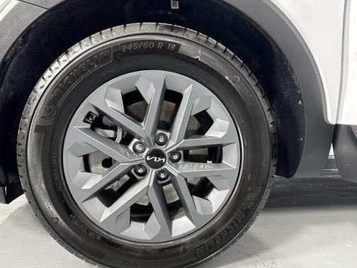 2024 Kia Telluride LX