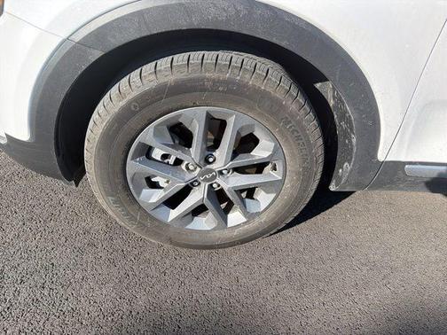 2024 Kia Telluride LX