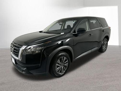 2023 Nissan Pathfinder S