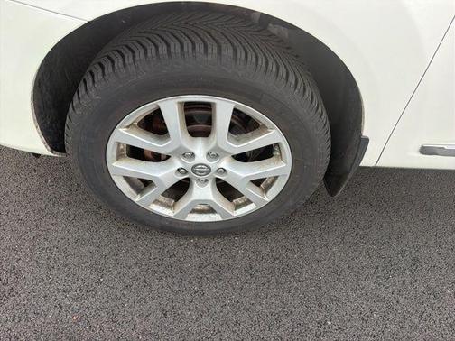 Pearl White 2013 Nissan Rogue SV w/SL Pkg
