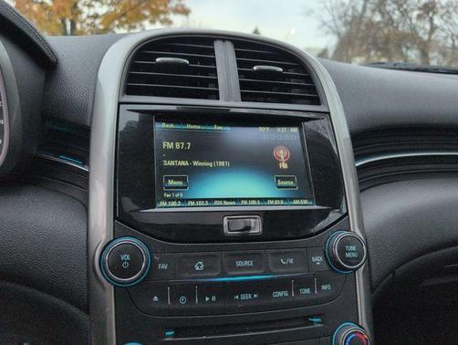 2015 Chevrolet Malibu 1LT