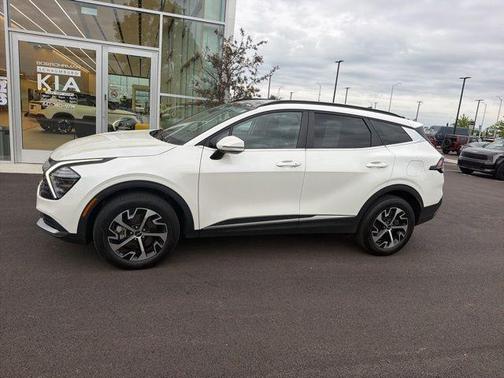 Snow White Pearl 2024 Kia Sportage Hybrid EX