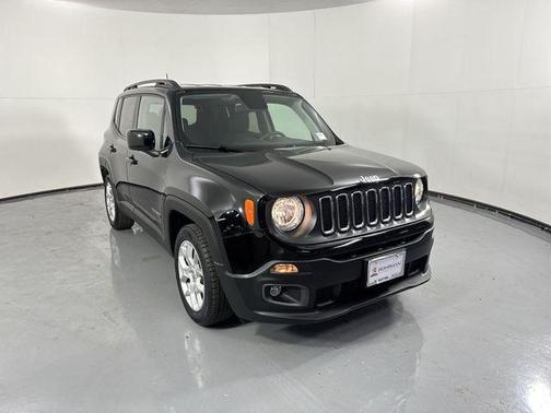 Black 2018 Jeep Renegade Latitude