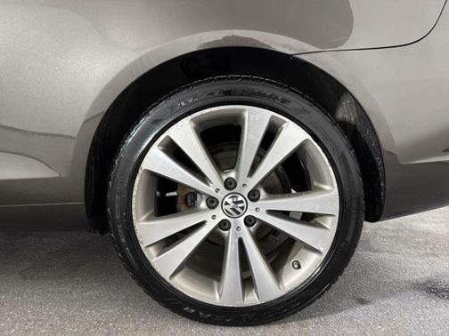 2013 Volkswagen Eos Lux