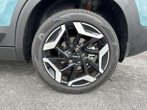 Blue 2026 Kia Seltos SX