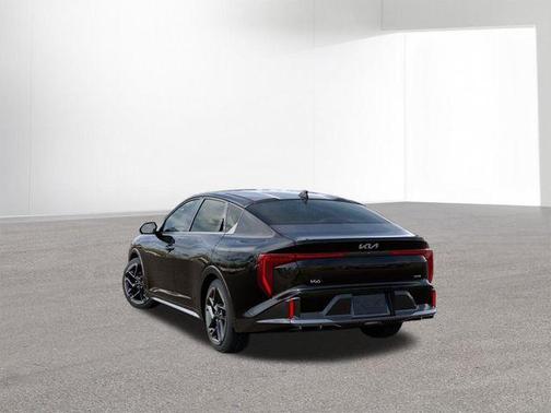 Aurora Black Pearl 2026 Kia K4 GT-LINE
