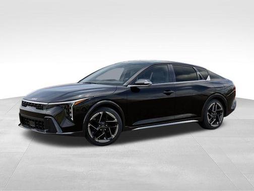 Aurora Black Pearl 2026 Kia K4 GT-Line