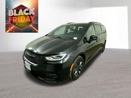 2021 Chrysler Pacifica Touring