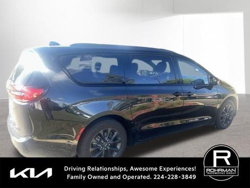 2021 Chrysler Pacifica Touring