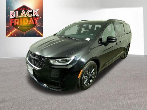 2021 Chrysler Pacifica Touring