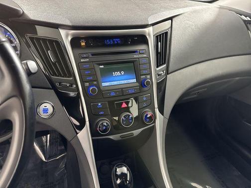 2014 Hyundai SONATA SE