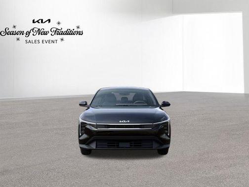 2025 Kia K4 LX