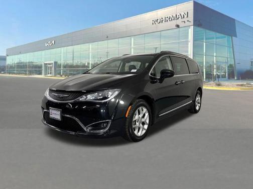 2019 Chrysler Pacifica Touring-L Plus