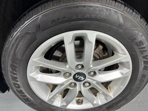 Metal Bronze 2011 Kia Optima LX