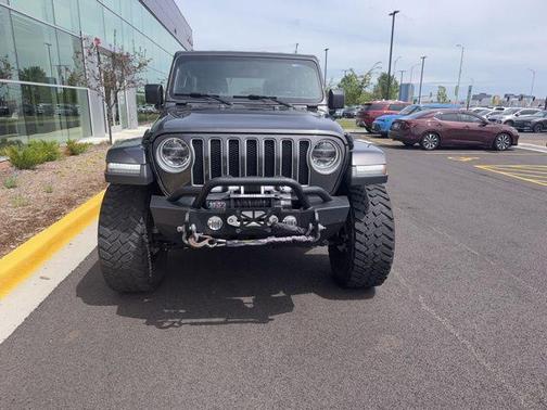 Granite Crystal Clearcoat Metallic 2020 Jeep Wrangler Unlimited Sahara