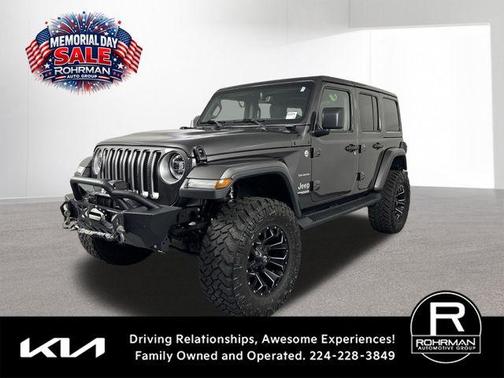 Granite Crystal Clearcoat Metallic 2020 Jeep Wrangler Unlimited Sahara