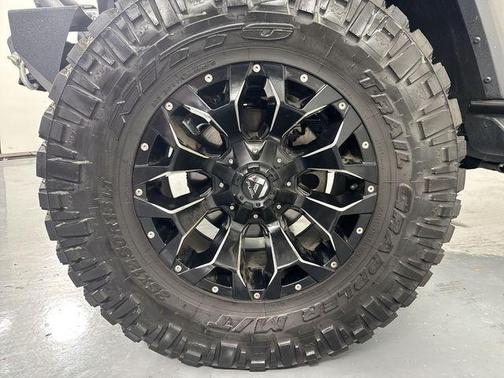 Granite Crystal Clearcoat Metallic 2020 Jeep Wrangler Unlimited Sahara