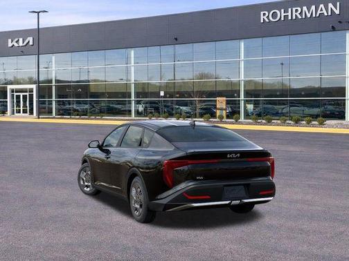 Aurora Black Pearl 2026 Kia K4 LX