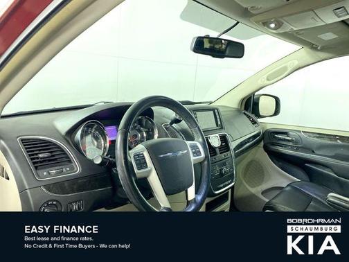 2014 Chrysler Town & Country Touring