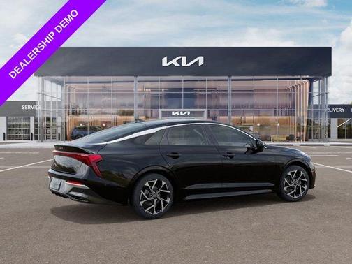 2025 Kia K5 EX