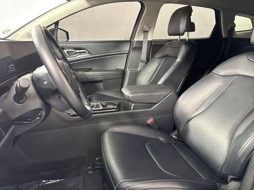 Gravity Gray 2025 Kia Sportage EX