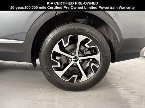 Gravity Gray 2025 Kia Sportage EX