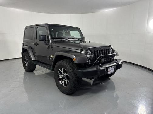 Granite Crystal Clearcoat Metallic 2014 Jeep Wrangler Sahara