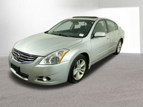2011 Nissan Altima 3.5 SR