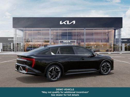 2025 Kia K4 GT-Line