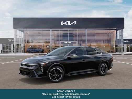 2025 Kia K4 GT-Line