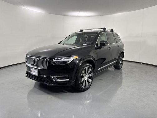 Onyx Black Metallic 2022 Volvo XC90 Recharge Plug-In Hybrid T8 Inscription 6 Passenger