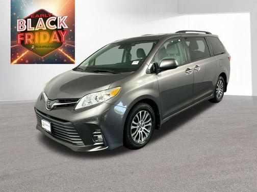 2019 Toyota Sienna XLE
