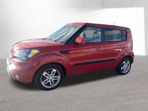 2010 Kia Soul +