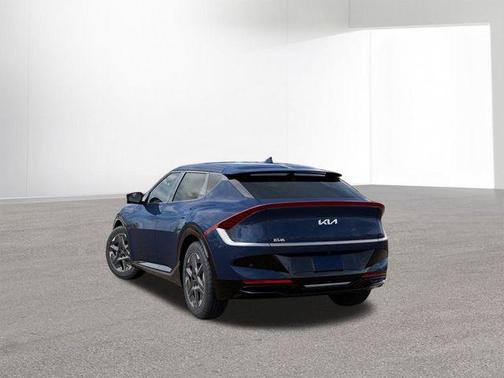 2025 Kia EV6 Light Long Range