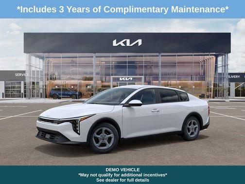 2025 Kia K4 LXS