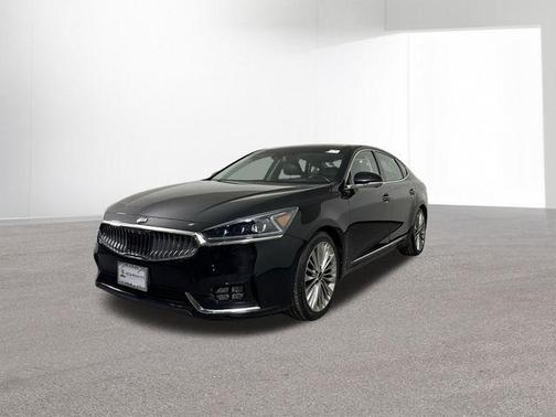 2019 Kia Cadenza SX Limited