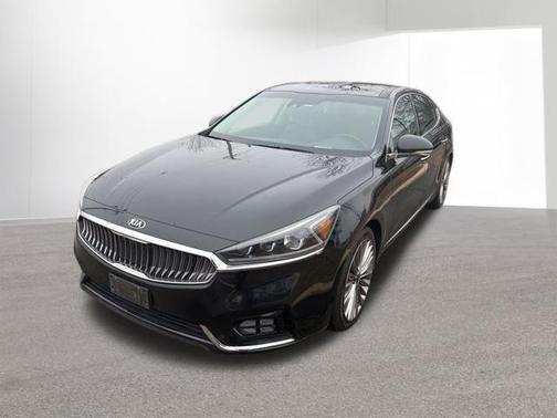2019 Kia Cadenza SX Limited
